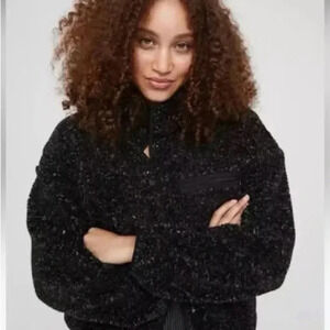 AERIE Speckled Sherpa Jacket size xxl in black and gray button up